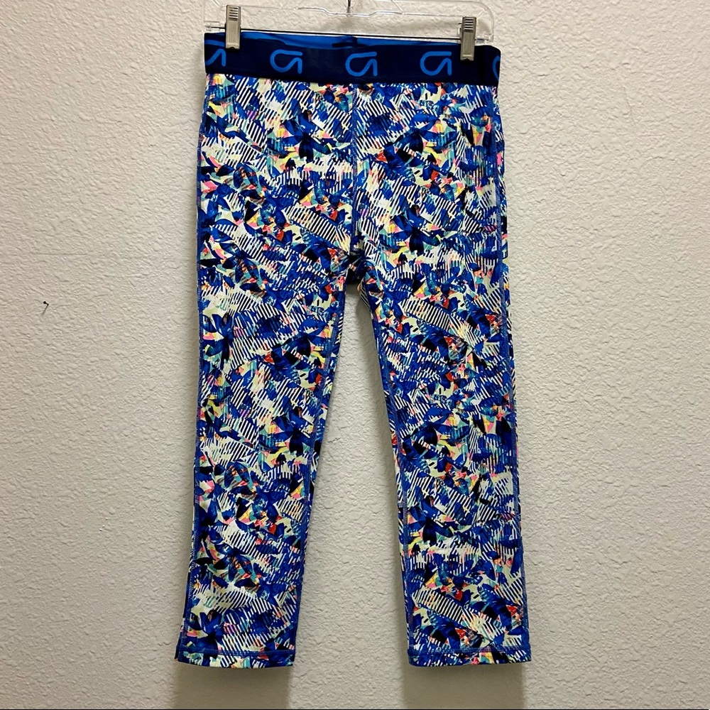 🆕 GapFit Neon Patterned Cropped Leggings - White, Blue, Pink & Yellow